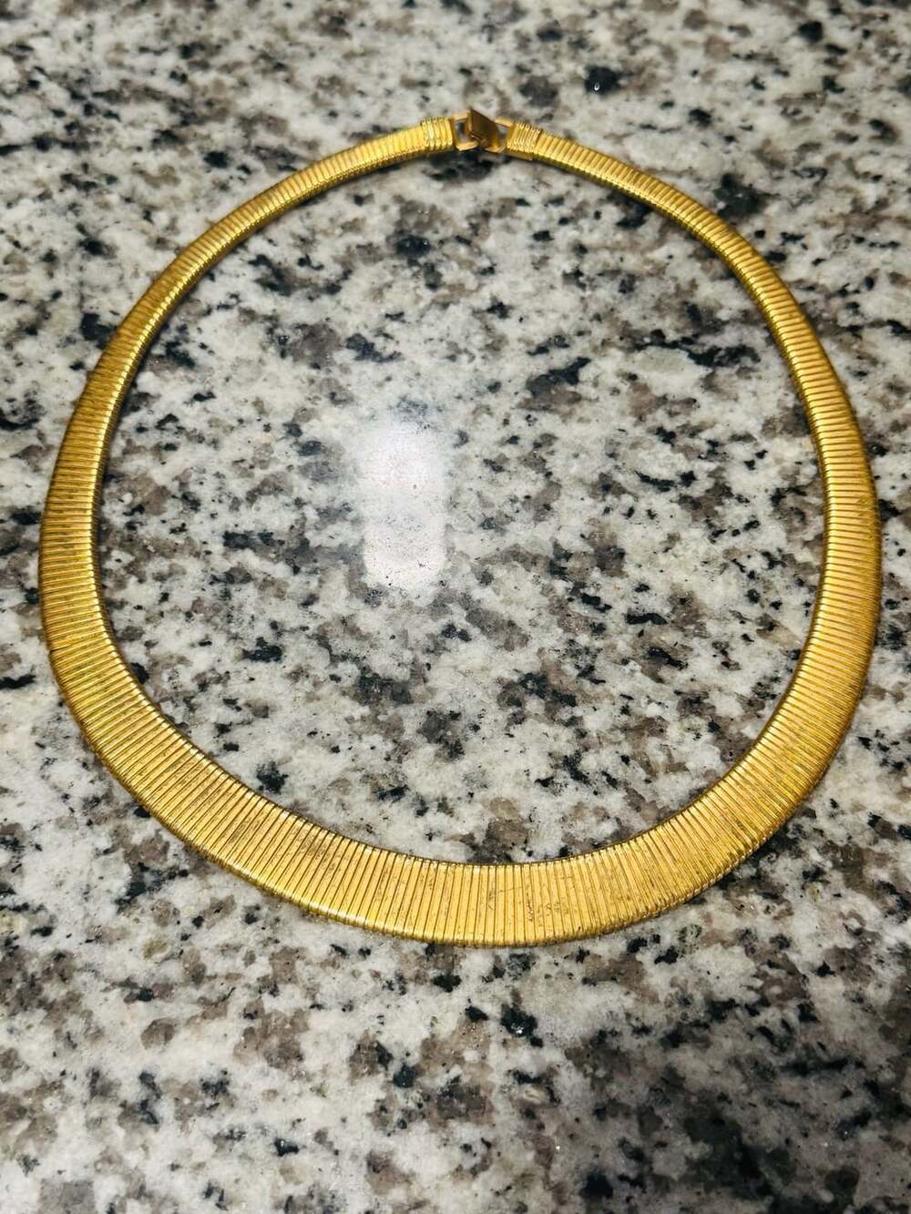 Vintage Gold Tone Omega Link Choker Necklace Collar - Picture 4 of 7